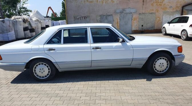 Mercedes W126 500 SEL (long)